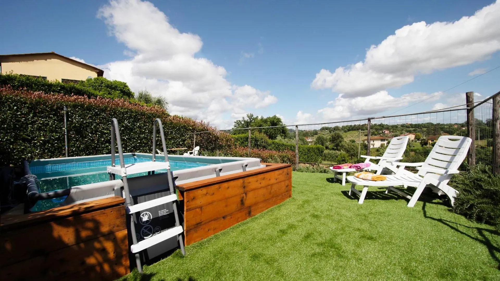 Agriturismo Colle Del Sole With Swimming Pool Porcari