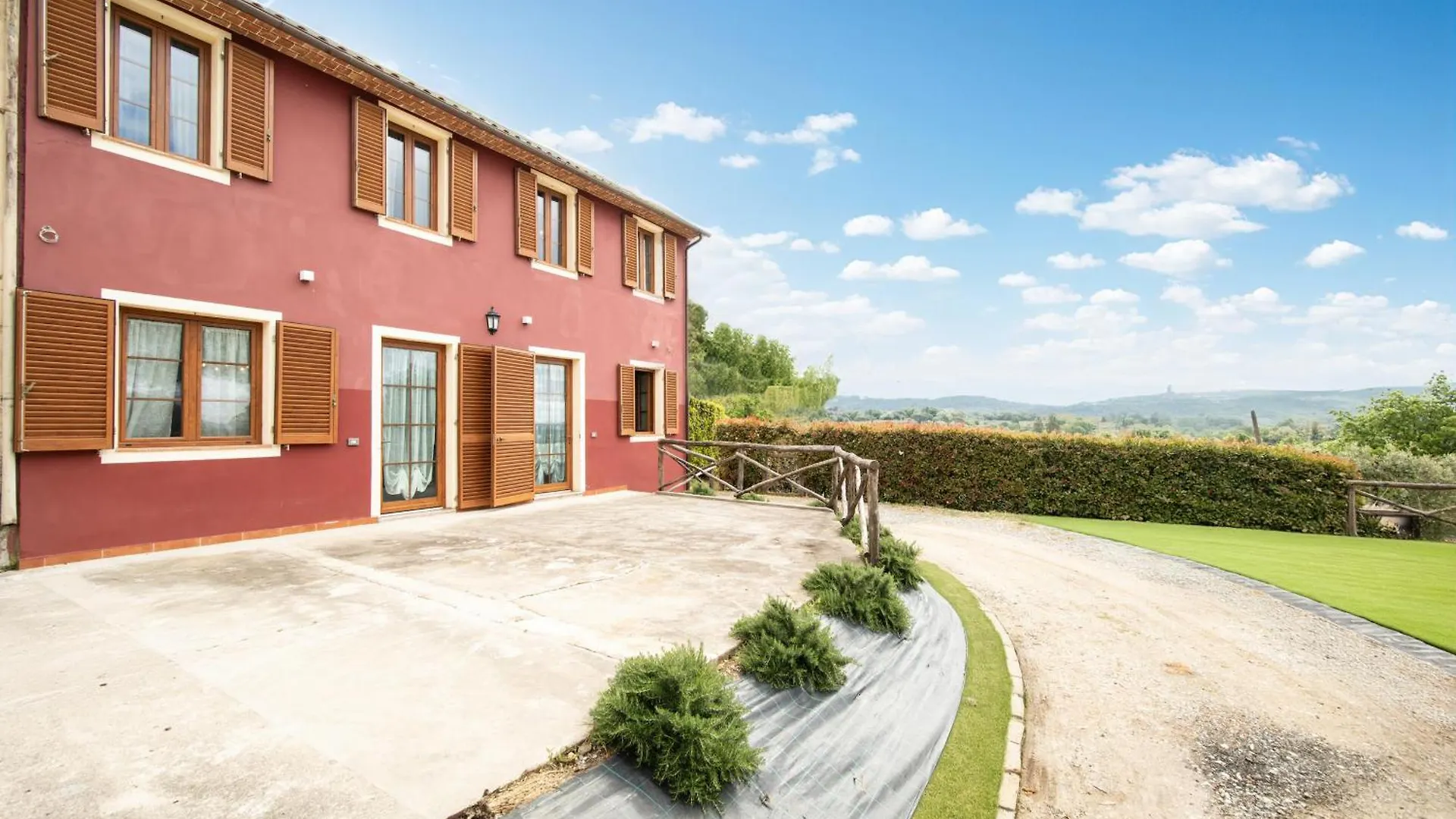 Agriturismo Colle Del Sole With Swimming Pool Porcari